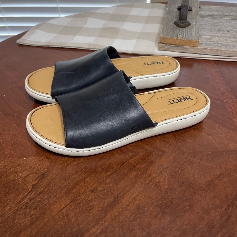 Born Women's JILL Leather Comfort Slides